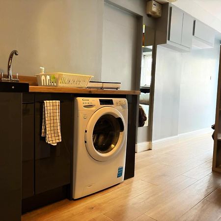 Shirley Apartments, Cozy Studio, Self Check In, 10 Min Drive To City Centre, Walking To Redbridge Train Station Southampton Ngoại thất bức ảnh