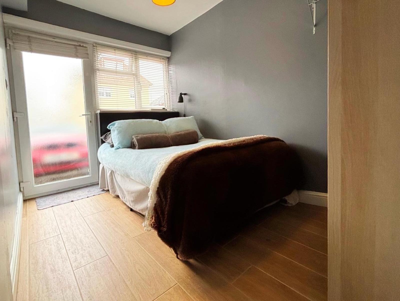 Shirley Apartments, Cozy Studio, Self Check In, 10 Min Drive To City Centre, Walking To Redbridge Train Station Southampton Ngoại thất bức ảnh