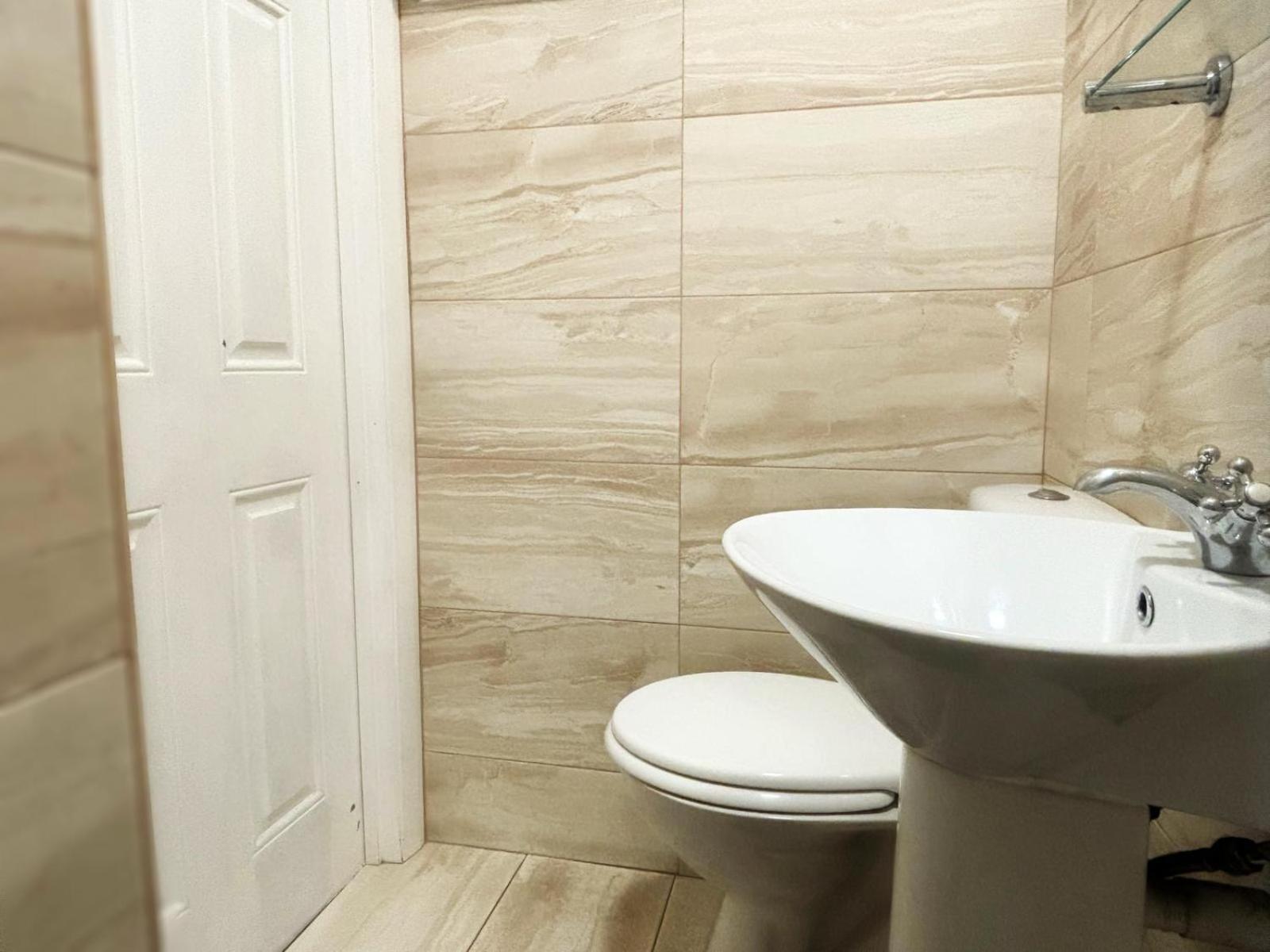 Shirley Apartments, Cozy Studio, Self Check In, 10 Min Drive To City Centre, Walking To Redbridge Train Station Southampton Ngoại thất bức ảnh